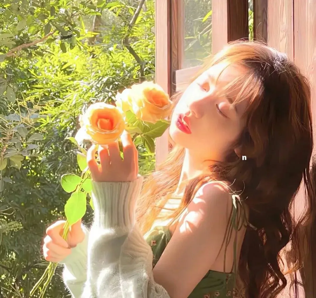 关于莉莉周的一切